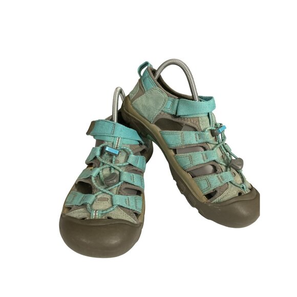 Keen big kids  Size 5 Green  Gray Waterproof Hiking Outdoor Sandals Shoes - Picture 1 of 8